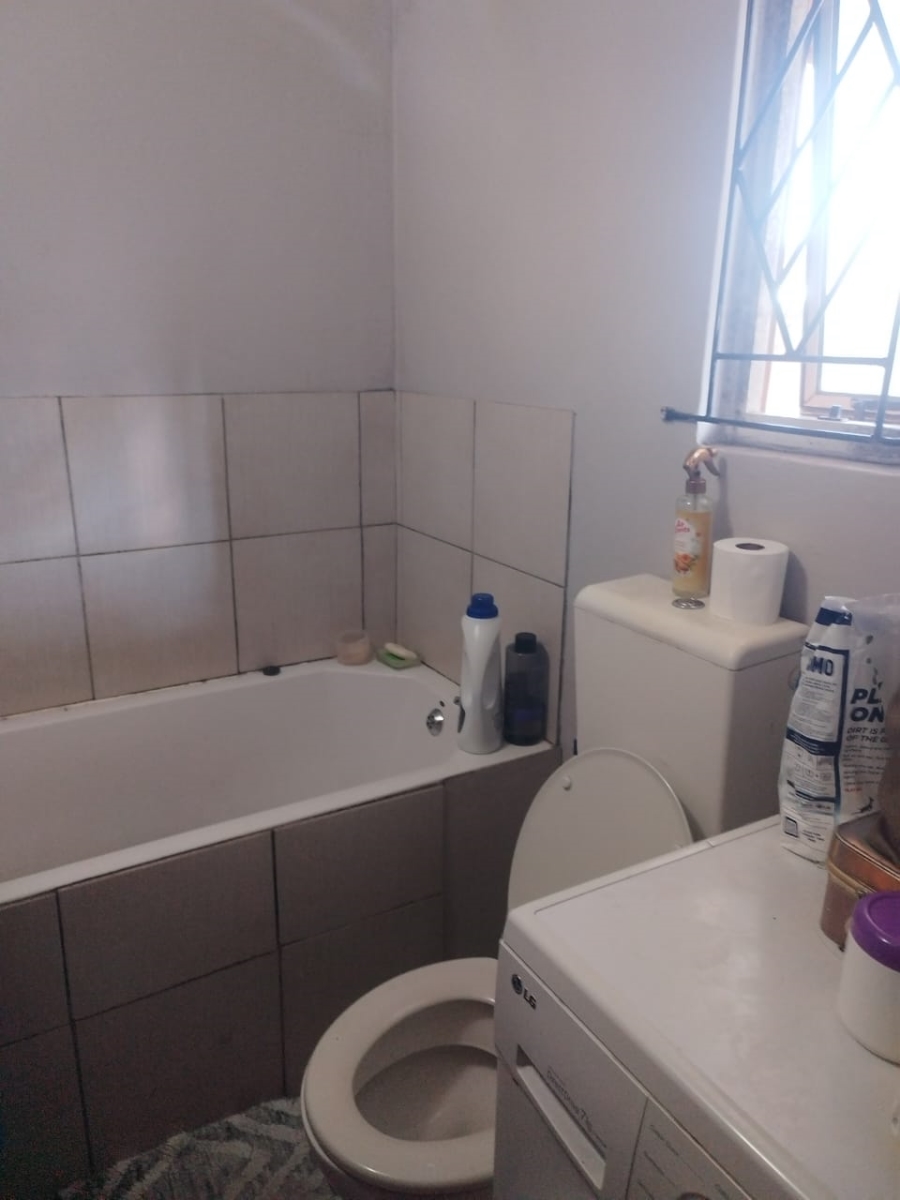 2 Bedroom Property for Sale in Delft Western Cape